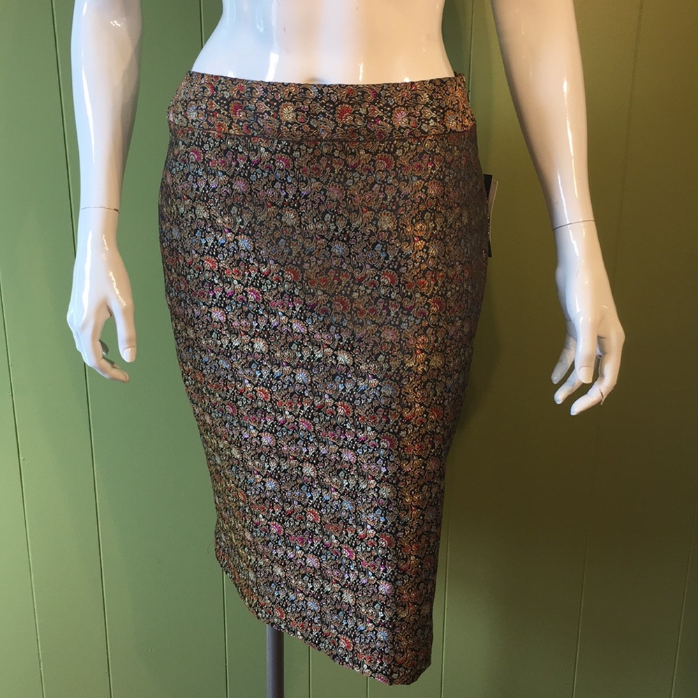 COPY - W.D.N.Y Brocade pencil skirt